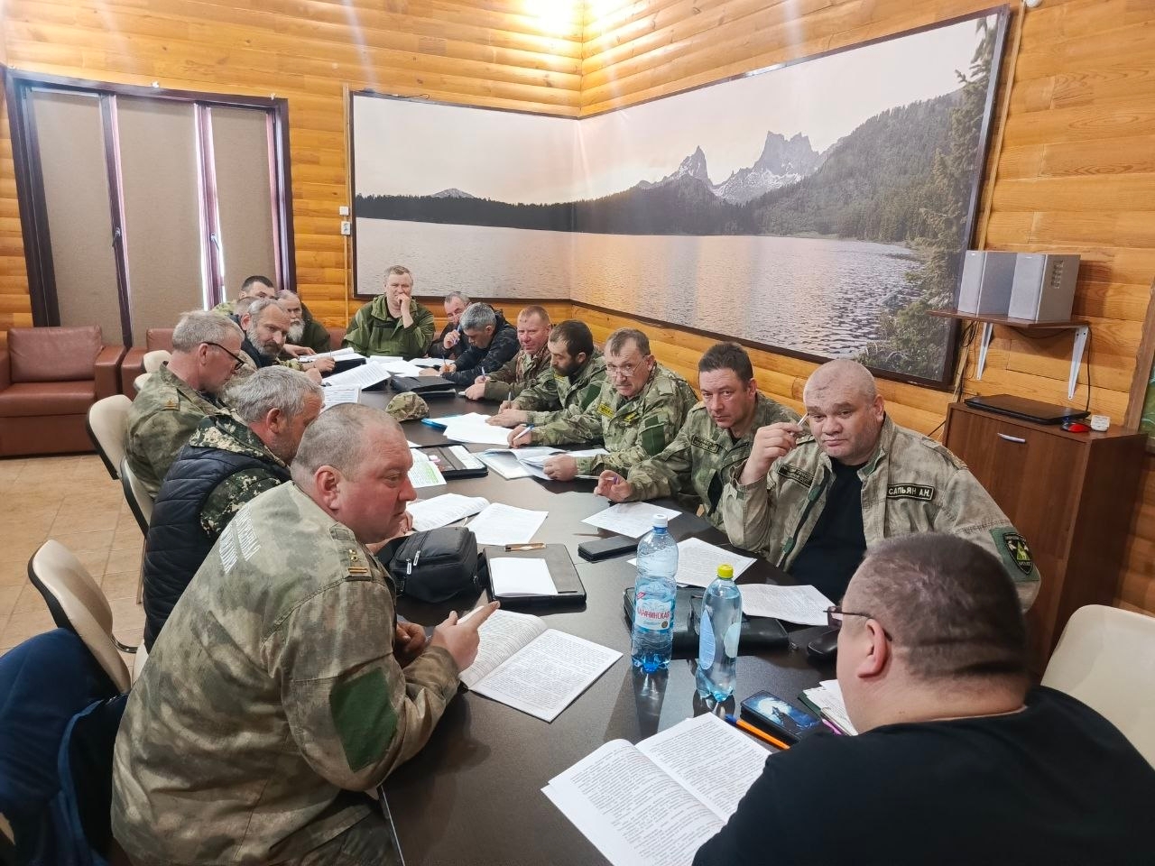 «Новые правила — новая подготовка: инспекторы парка «Ергаки» прошли обучение»