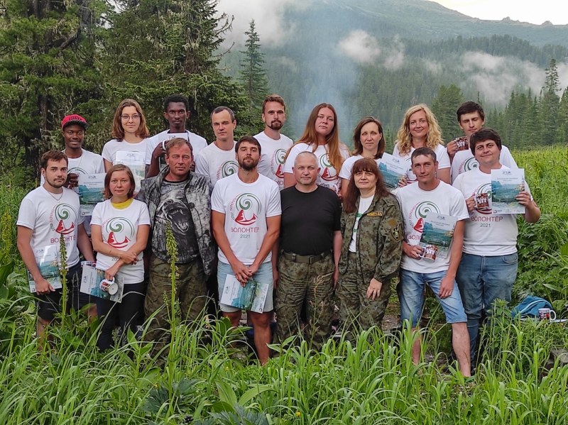 Международный волонтёрский лагерь завершил работу в природном парке «Ергаки»
